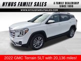 Used 2022 GMC Terrain SLT image 1