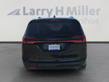 New 2026 Chrysler Pacifica Limited image 4
