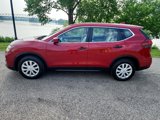 Used 2017 Nissan Rogue S image 2