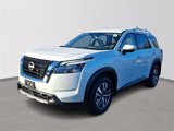 New 2025 Nissan Pathfinder SL image 2