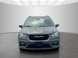 Used 2022 Chrysler Pacifica Limited image 2