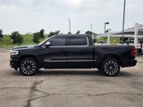 Used 2025 RAM 1500 Limited w/ Body Color Bumper Group image 4