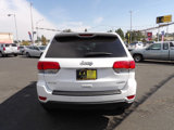 Used 2019 Jeep Grand Cherokee Laredo image 4