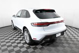 Used 2025 Porsche Macan image 3