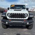 Used 2024 Jeep Gladiator Mojave w/ Convenience Group image 2