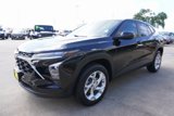 Used 2024 Chevrolet Trax LS w/ LS Convenience Package image 3