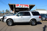 Used 2017 Ford Expedition XLT image 3