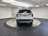 Used 2023 GMC Acadia SLT image 3