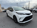 Used 2024 Toyota Sienna XSE image 4