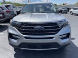 Used 2022 Ford Explorer XLT w/ Equipment Group 202A image 5