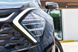 Used 2023 Kia Sportage SX image 3