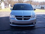 Used 2018 Dodge Grand Caravan SXT image 2