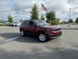 Used 2024 Jeep Grand Cherokee Limited image 2
