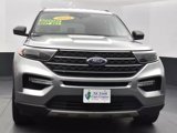 Used 2023 Ford Explorer XLT w/ Equipment Group 202A image 3