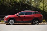 Used 2019 GMC Terrain SLT image 2