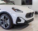 New 2025 Maserati Grecale Folgore image 3