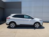 Certified 2021 Ford Edge SE image 3