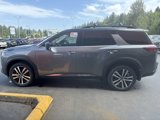 New 2025 Nissan Pathfinder Platinum image 2
