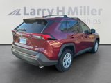 Used 2021 Toyota RAV4 LE image 5