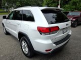 Used 2020 Jeep Grand Cherokee Laredo image 3