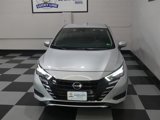 Used 2025 Nissan Versa SV image 3