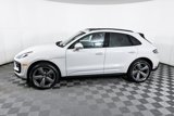 Certified 2025 Porsche Macan image 4