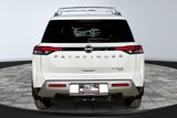 New 2025 Nissan Pathfinder Platinum image 4