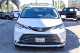 Used 2024 Toyota Sienna Limited image 2