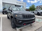 Used 2018 Jeep Grand Cherokee Trailhawk w/ Trailhawk Luxury Group image 2