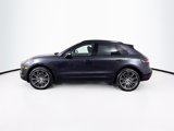 Used 2025 Porsche Macan image 2
