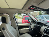 Used 2020 Land Rover Range Rover HSE image 4