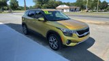Used 2023 Kia Seltos SX w/ SX Sunroof Package image 5