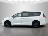 New 2025 Chrysler Pacifica Limited image 2