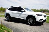 Used 2019 Jeep Cherokee Latitude Plus w/ Cold Weather Group image 5