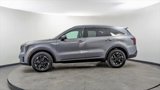 Used 2024 Kia Sorento S image 3
