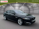 Used 2017 Jaguar XF R-Sport image 3