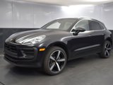 Certified 2024 Porsche Macan image 4
