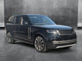 Used 2025 Land Rover Range Rover SE image 3