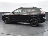 Used 2023 Jeep Cherokee Altitude Lux image 2