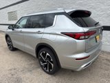 New 2025 Mitsubishi Outlander SEL image 5