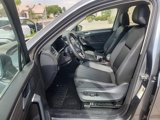 Used 2024 Volkswagen Tiguan SE w/ Panoramic Sunroof Package image 3