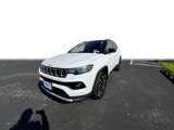 Used 2022 Jeep Compass Limited image 4