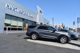 Used 2024 Ford Explorer XLT image 3