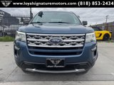 Used 2018 Ford Explorer XLT image 2