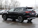 New 2025 Mitsubishi Outlander SEL image 2