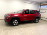 Used 2025 Chevrolet Equinox LT w/ Convenience Package II image 2