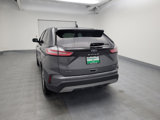 Used 2023 Ford Edge SEL image 6