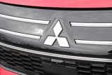New 2025 Mitsubishi Outlander SE image 2