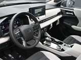 New 2025 Mitsubishi Outlander SE image 4
