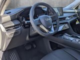 New 2025 INFINITI QX60 Luxe image 3